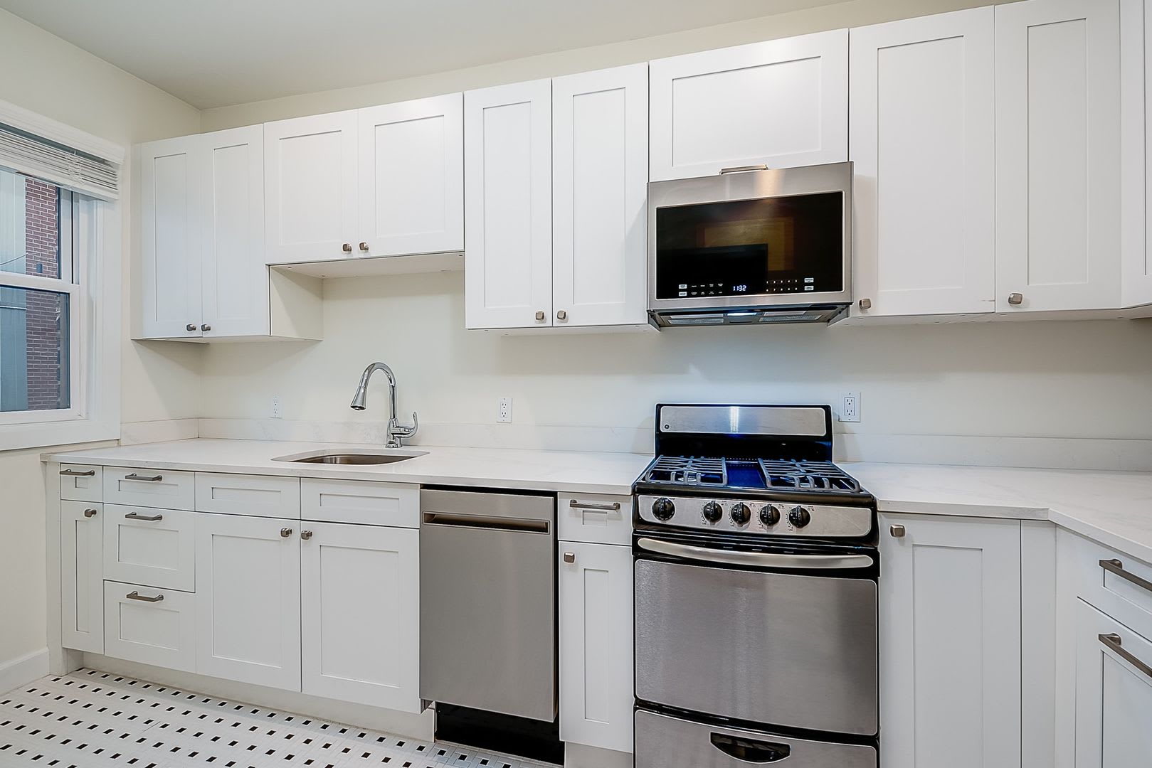 Fionia Apartments – photo 2