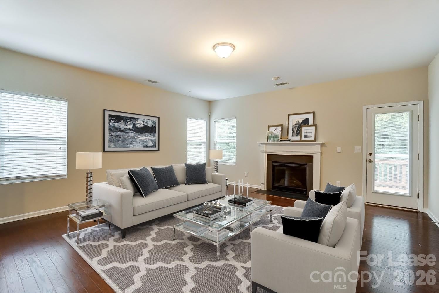 1934 Madeira Circle – photo 2