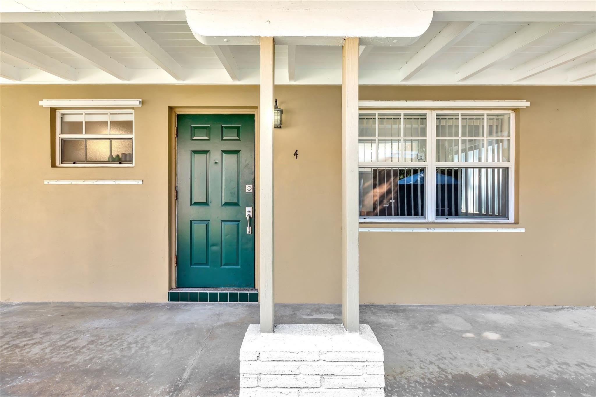 805 NE 17th Avenue – photo 3