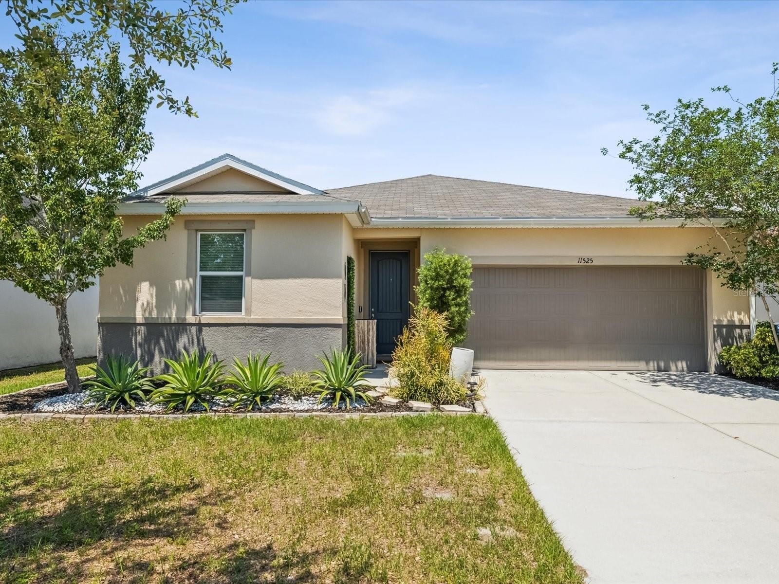 11525 Southern Creek Drive – photo 1