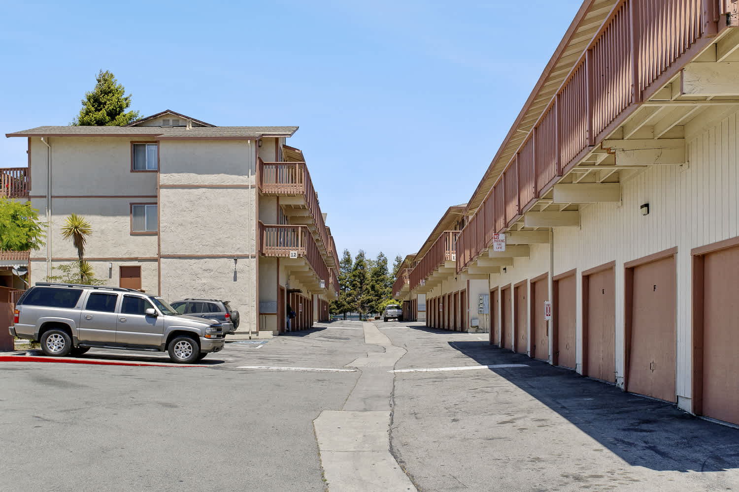 Garden Hill Apartments – photo 2