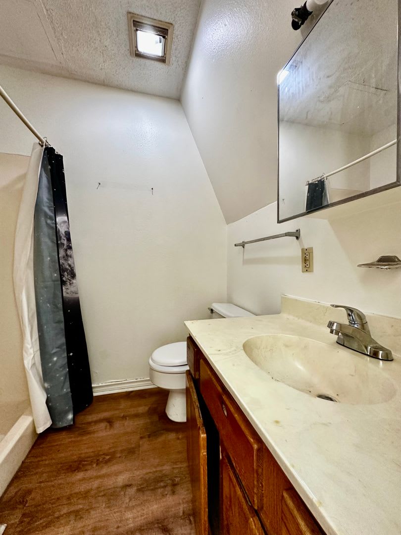 2 Bedroom Apartment in Kerrvillle – photo 4