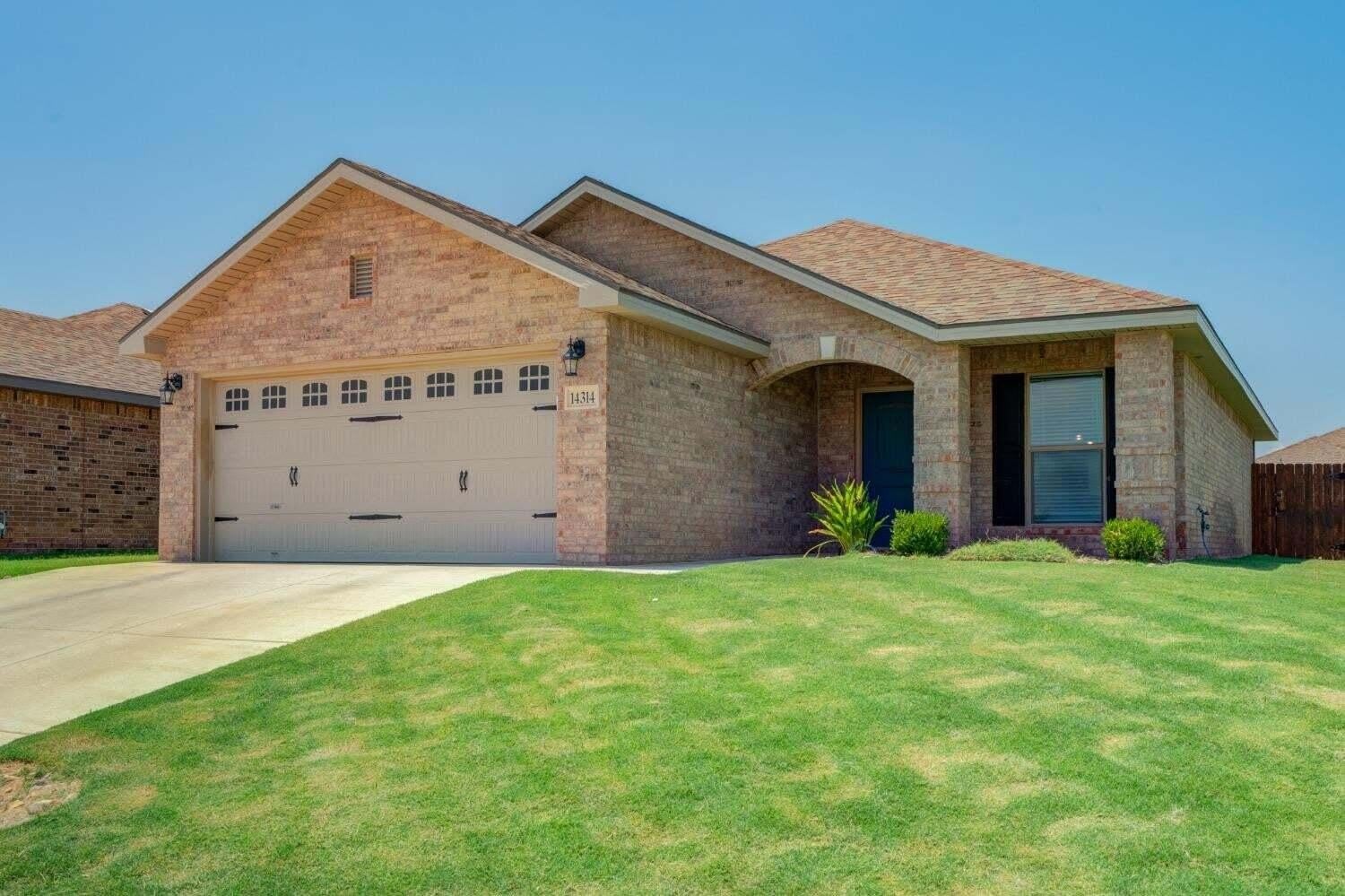 14314 Avenue U – photo 1