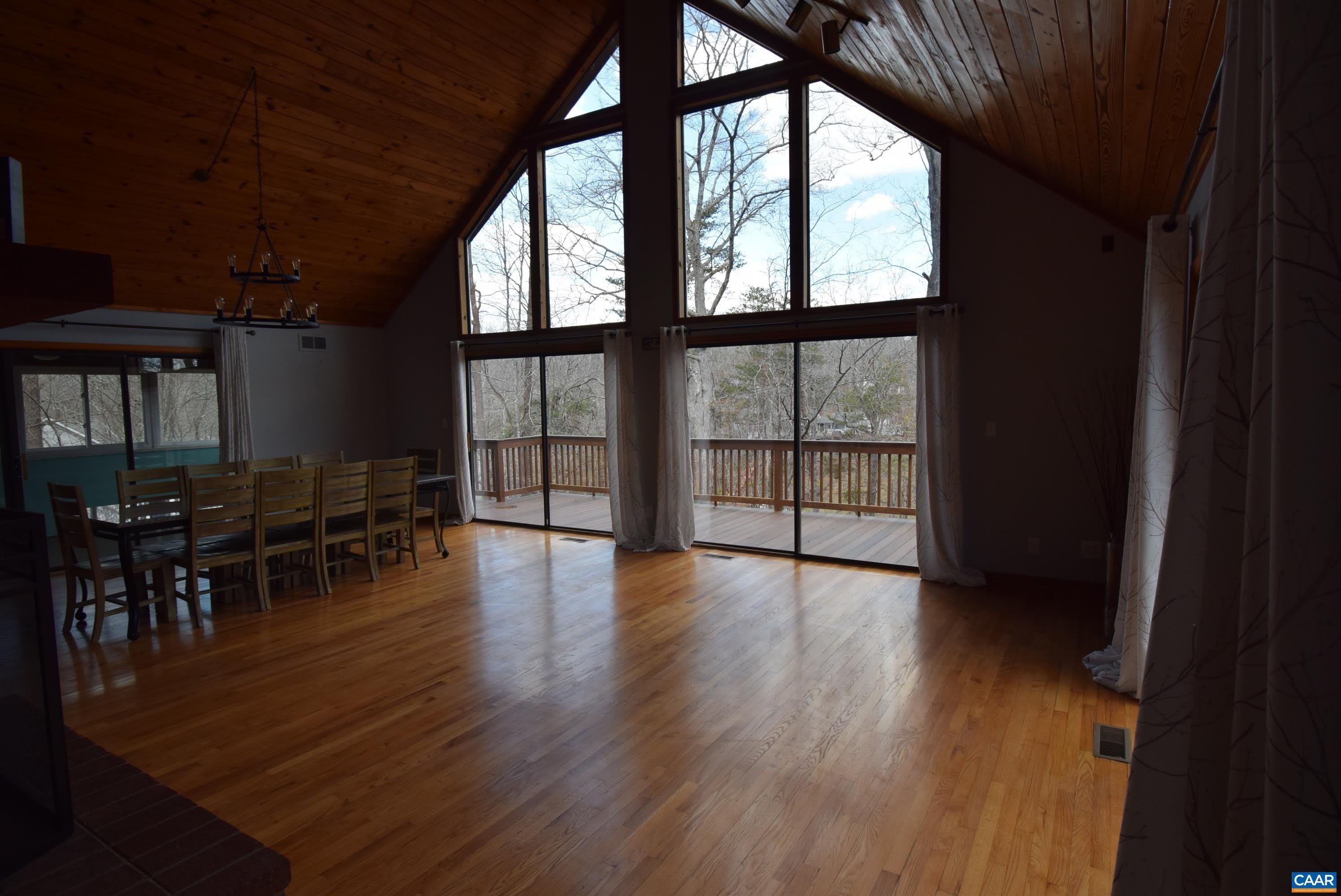 43 S BEARWOOD DR – photo 3