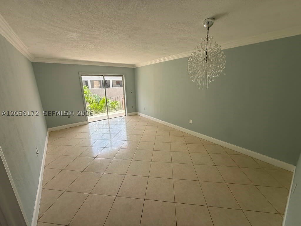 1055 W 77th St – photo 2