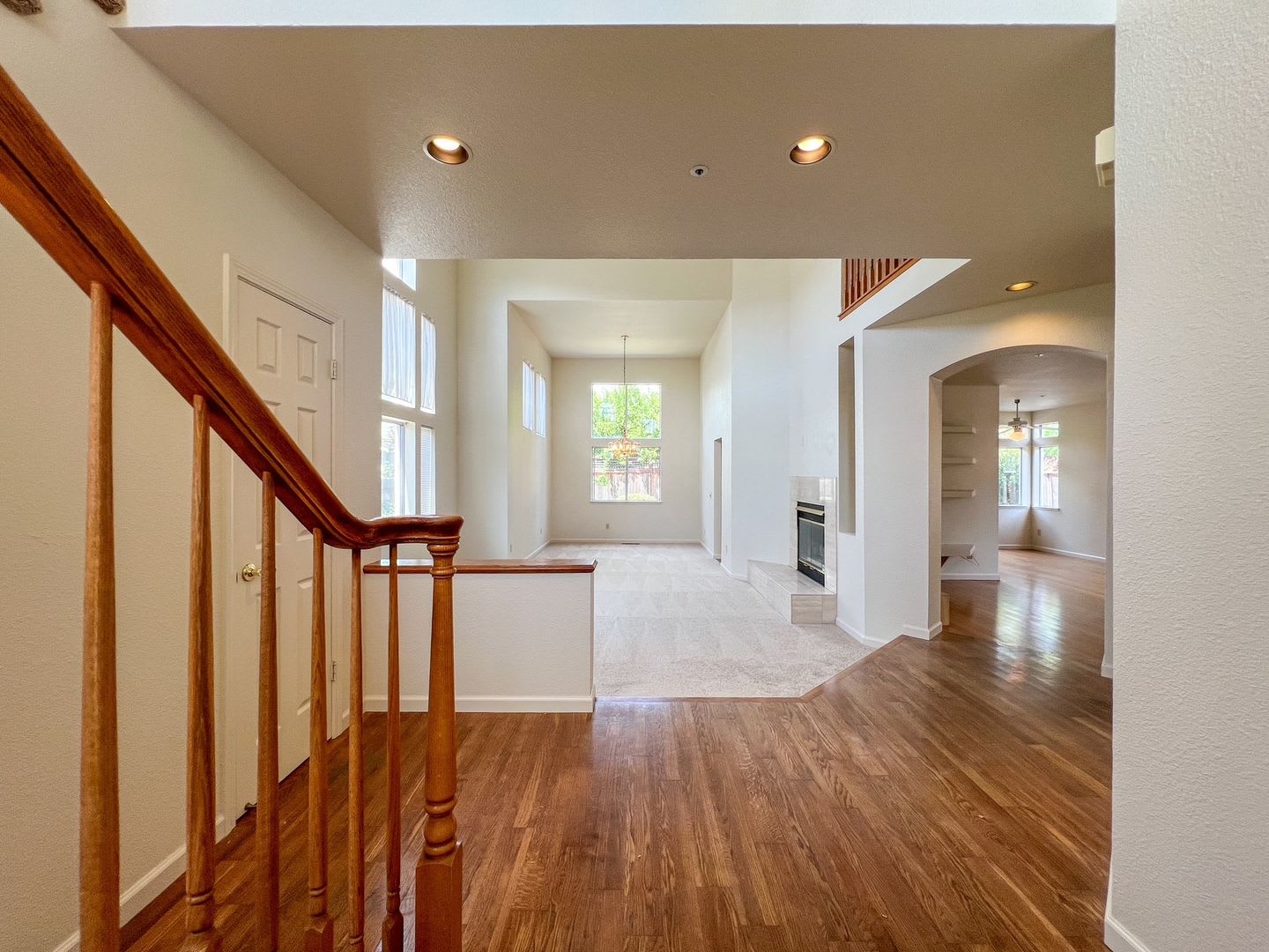 Spacious 4 Bedroom Home in Napa's Vineyard Estates – photo 3