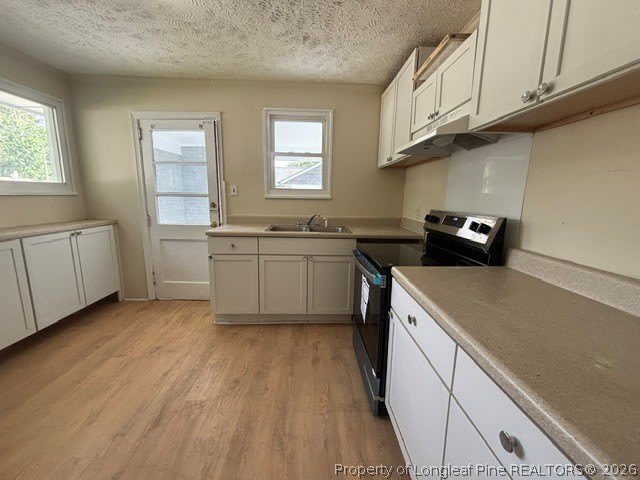 469 McPhee Drive – photo 2