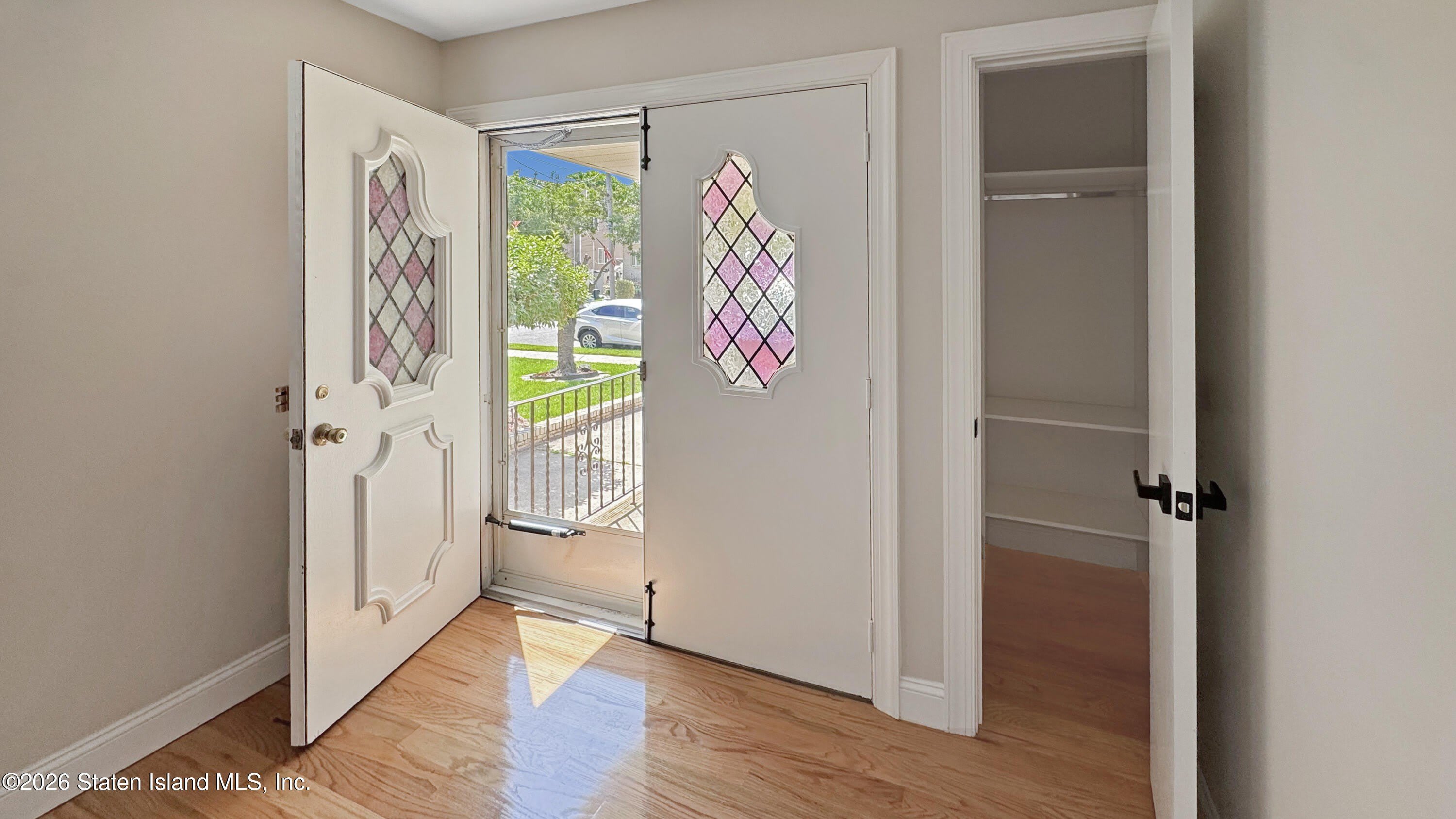 71 Reading Avenue – photo 3