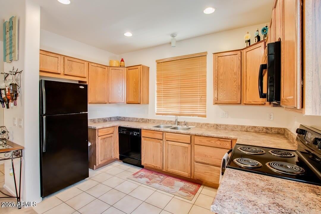 3317 E LOMA VISTA Street – photo 5