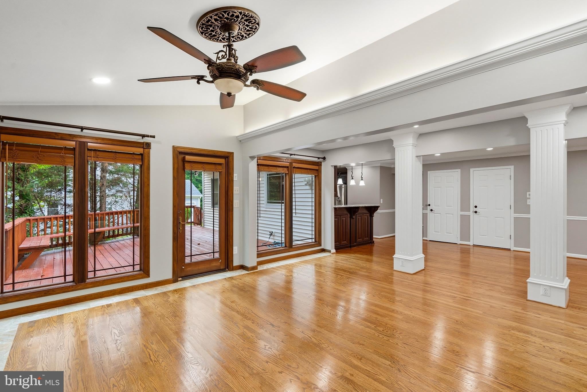 9201 BEACHWAY Lane – photo 3
