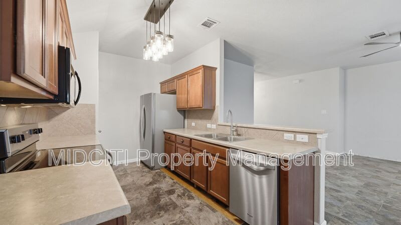 3414 Zachary St – photo 3