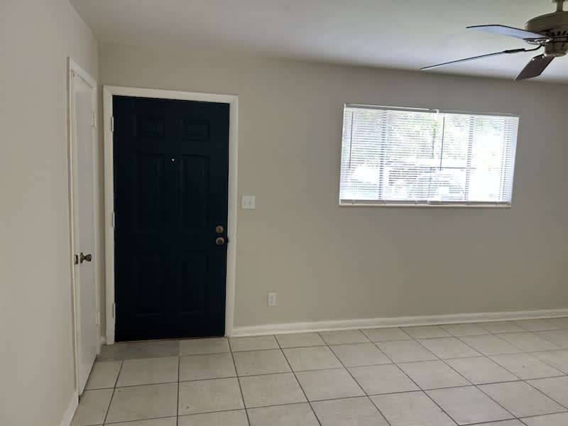 6814 Tinkerbell Lane – photo 4