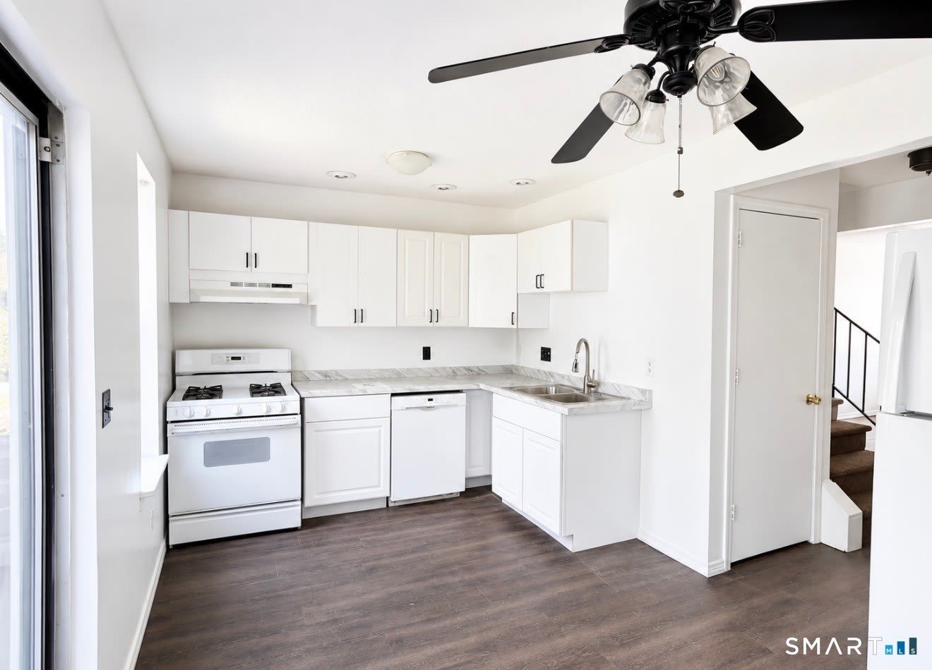309 Terrace Avenue – photo 2