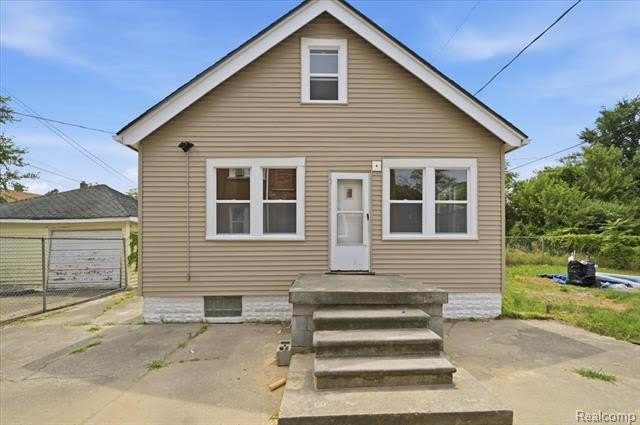 2245 W Grand Street(Rear) – photo 2