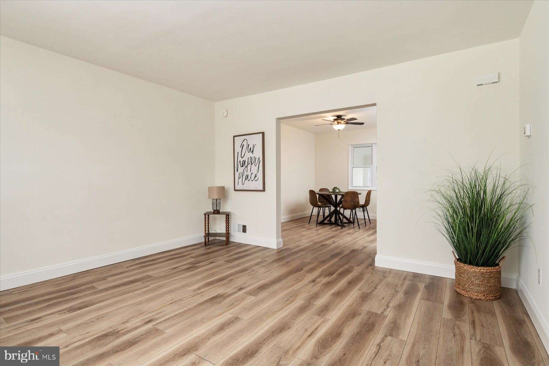 7920 CHARLESMONT Road – photo 3
