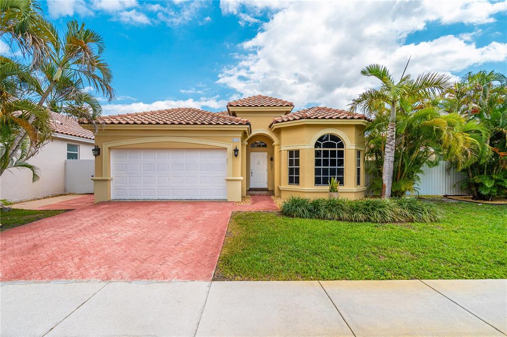 5101 Southwest 134th Avenue – photo 1