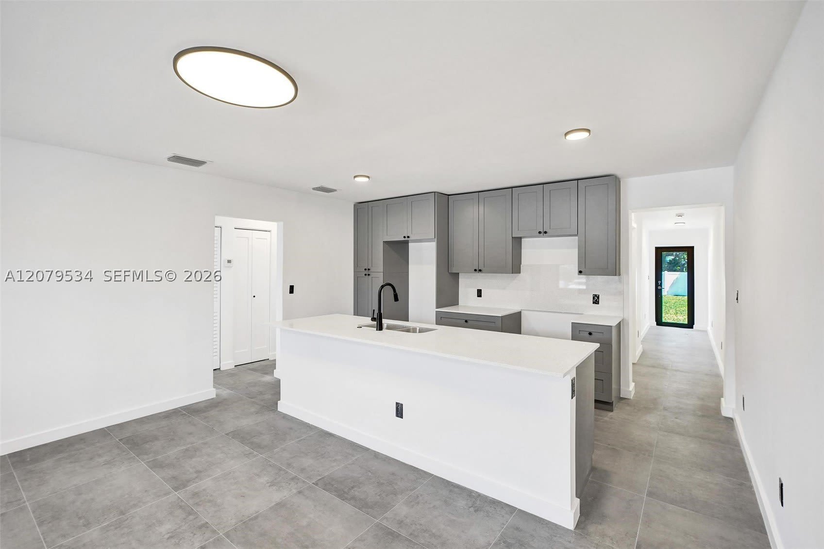 2255 NE 173rd St – photo 3