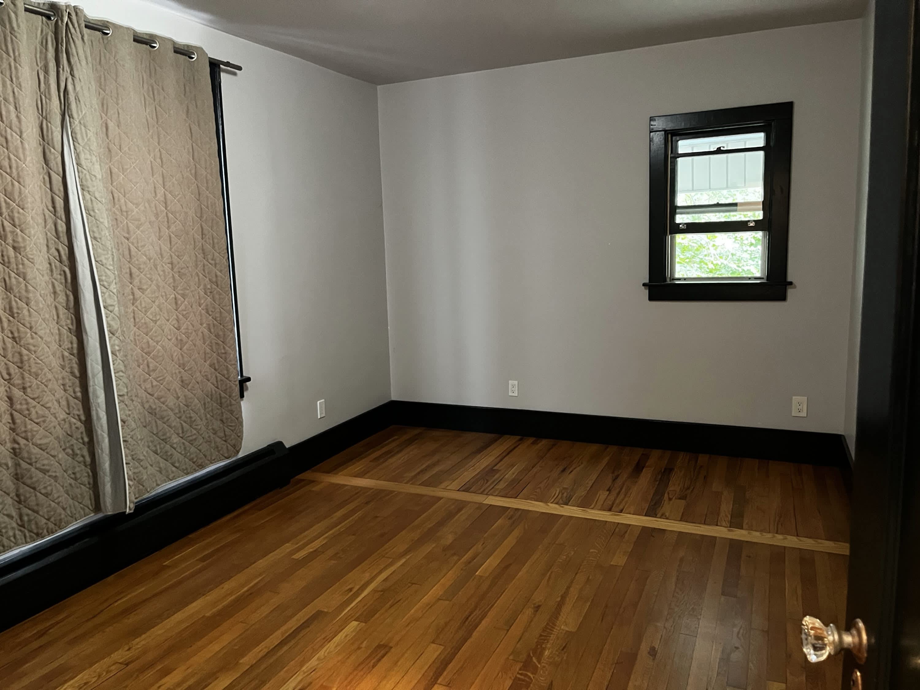 12 Bank Street – photo 2