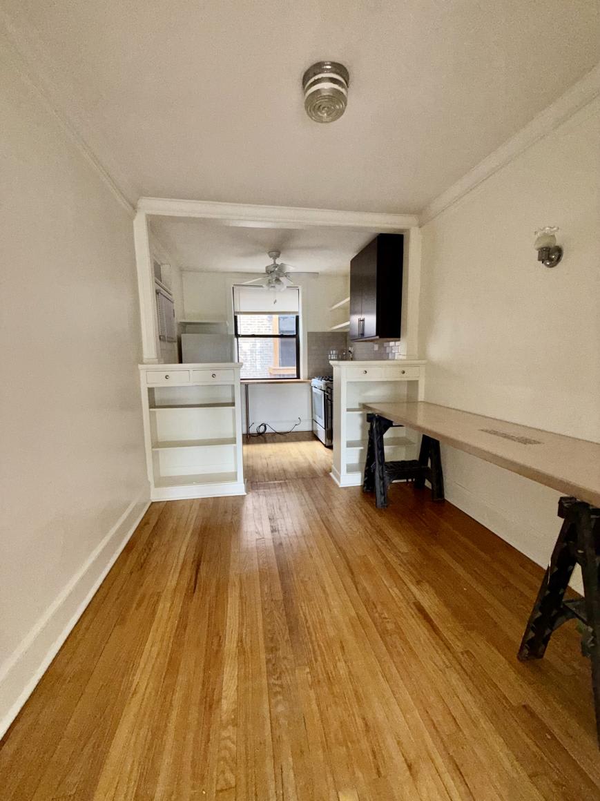 2328 N Spaulding Ave – photo 2