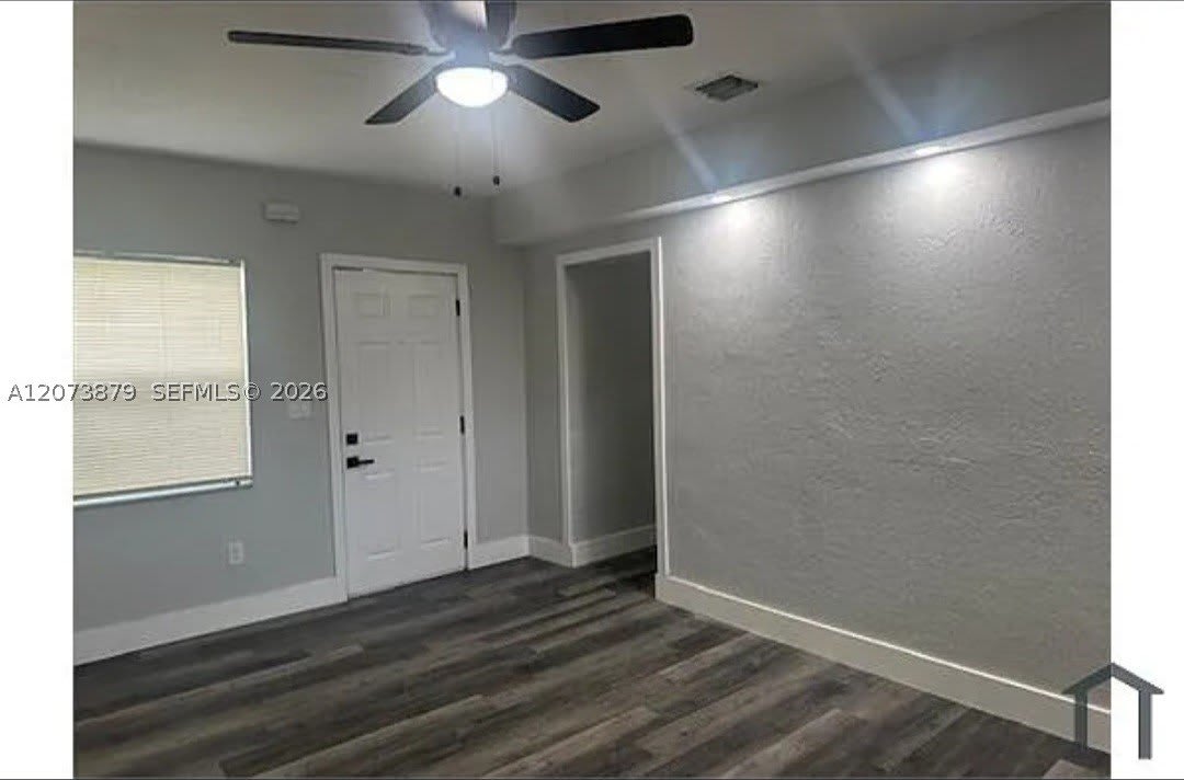 2154 NE 168th St – photo 4