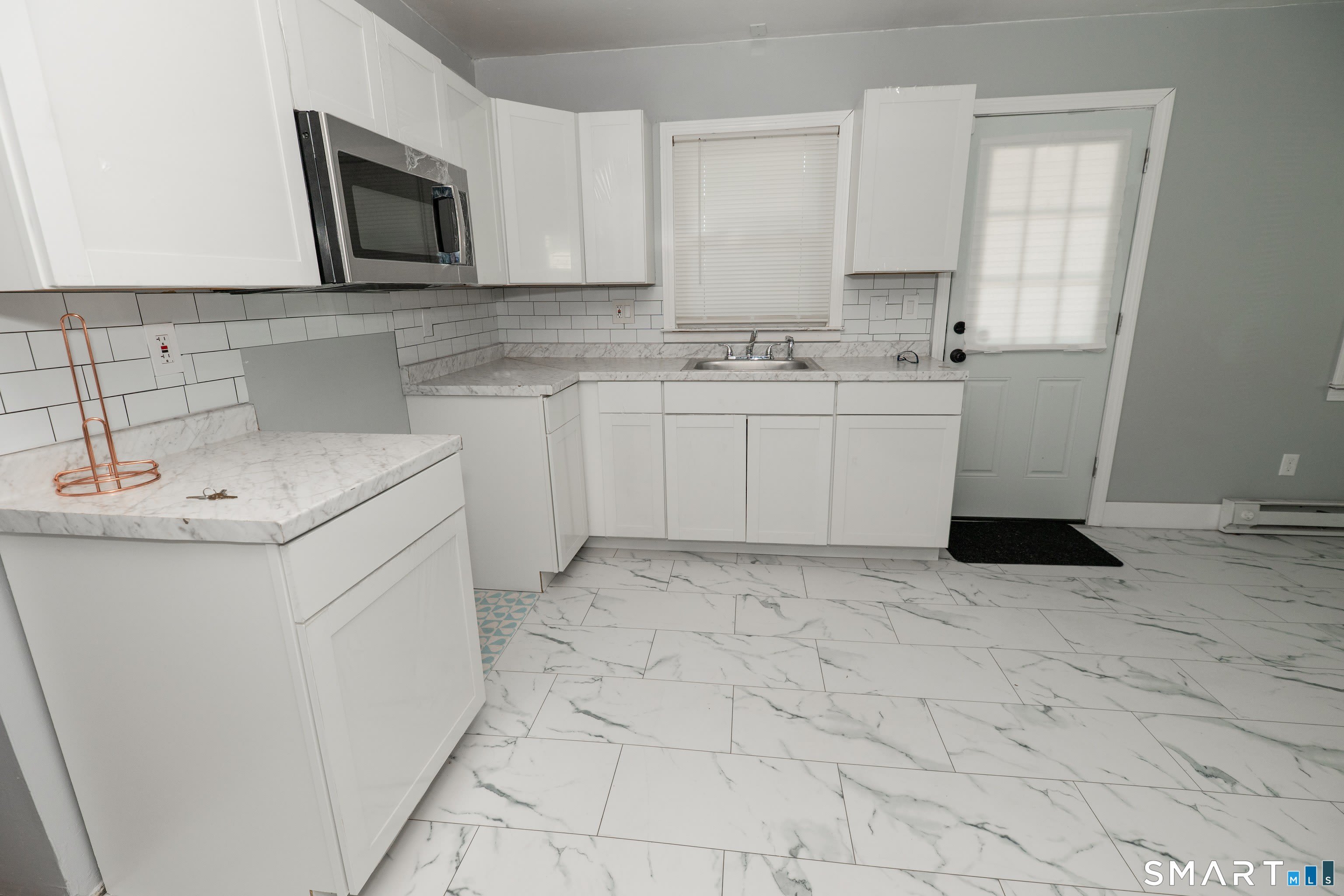 26 Tyler Street – photo 2