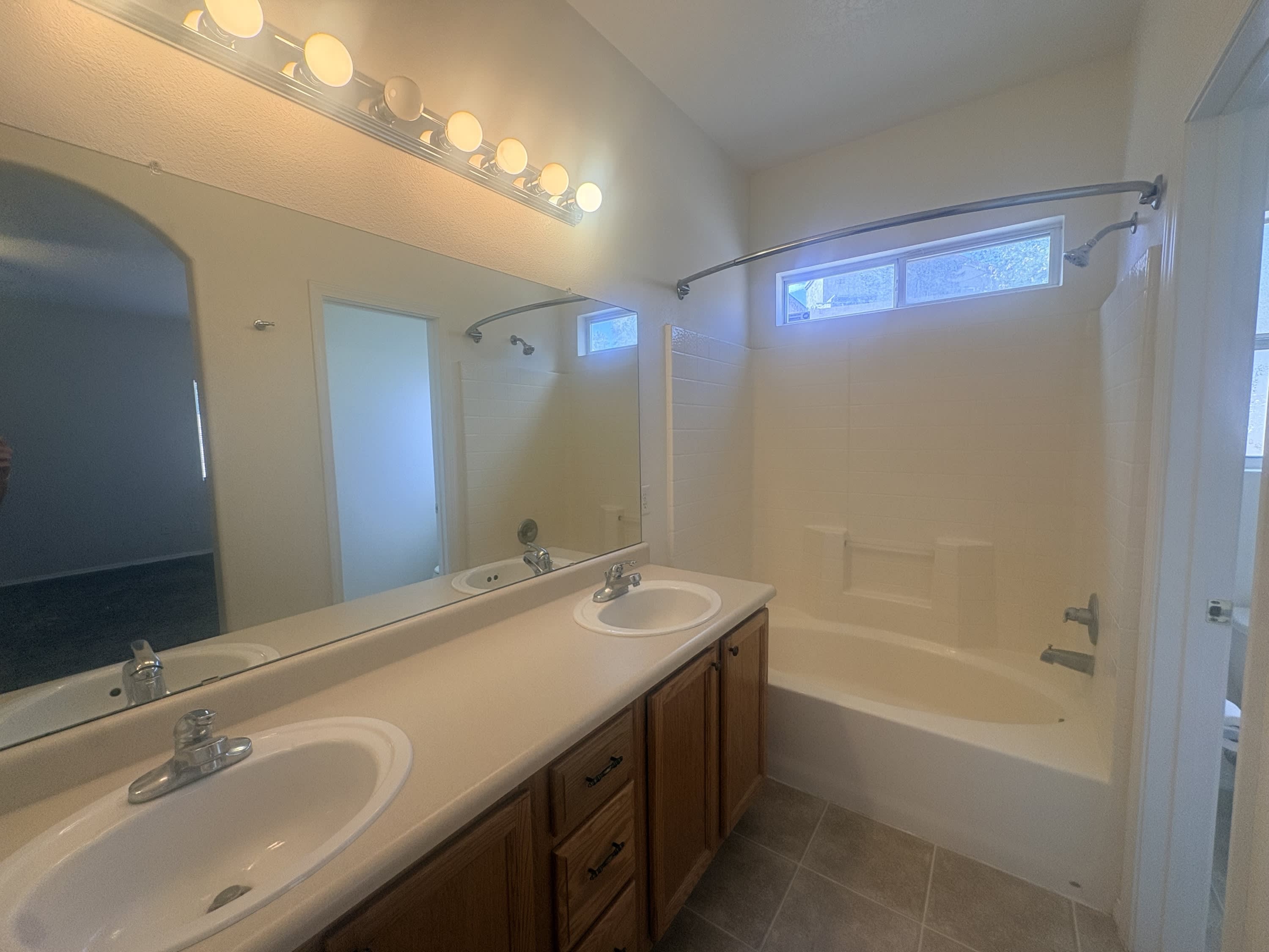 5425 Caballo Court Northeast – photo 4
