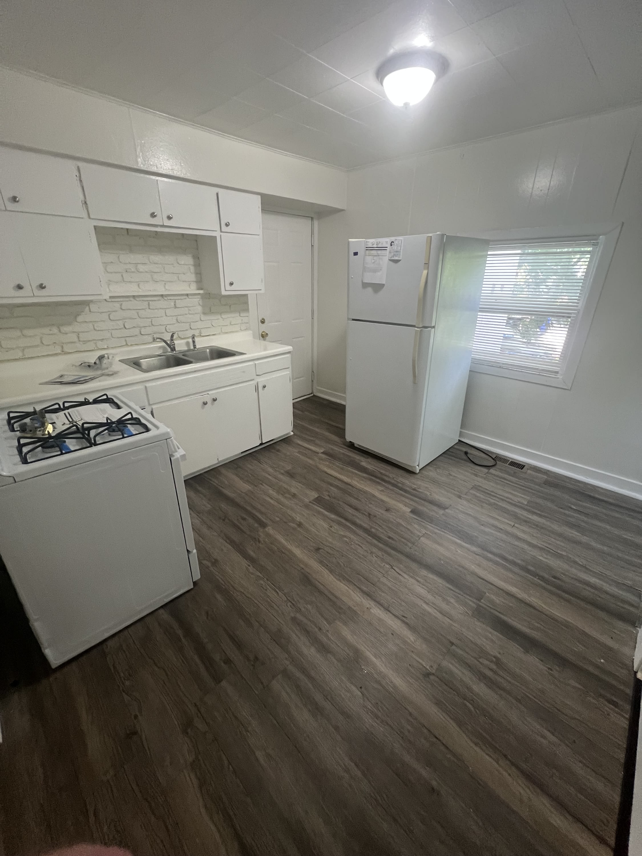 948 Euclid St 1 – photo 2
