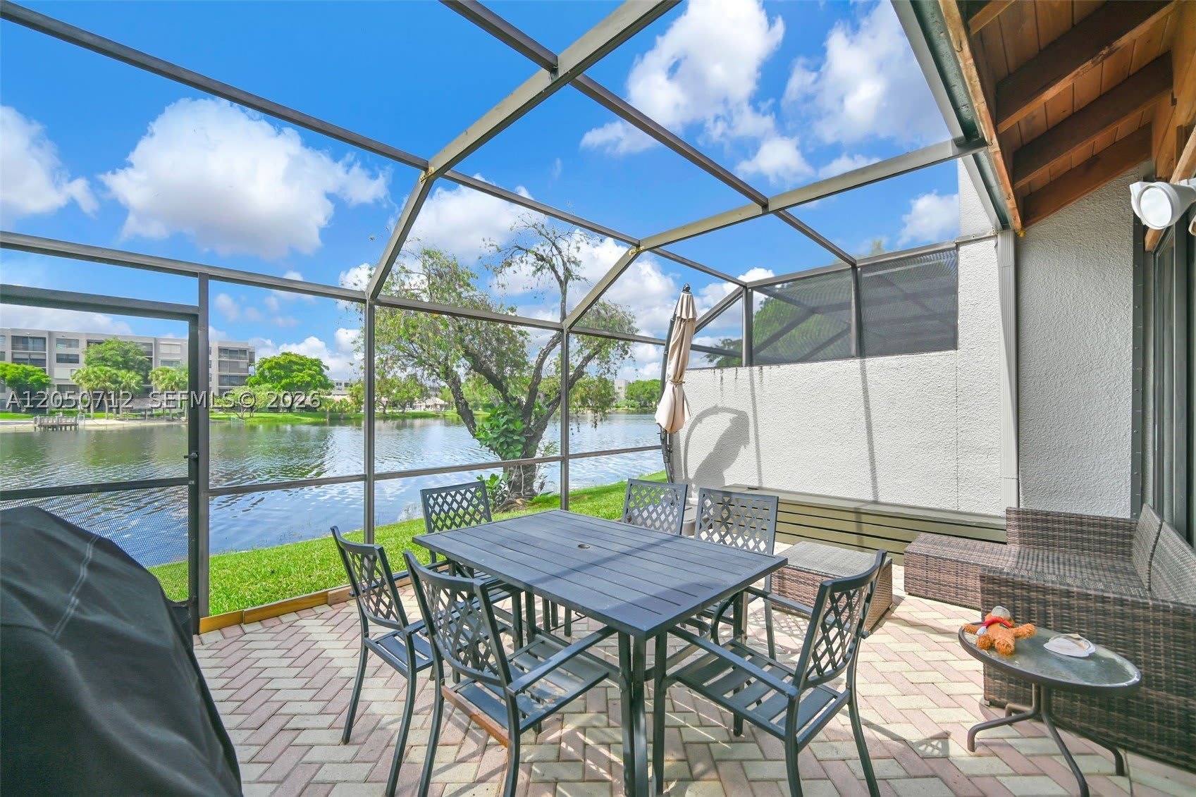 11290 NW 14th Ct – photo 3