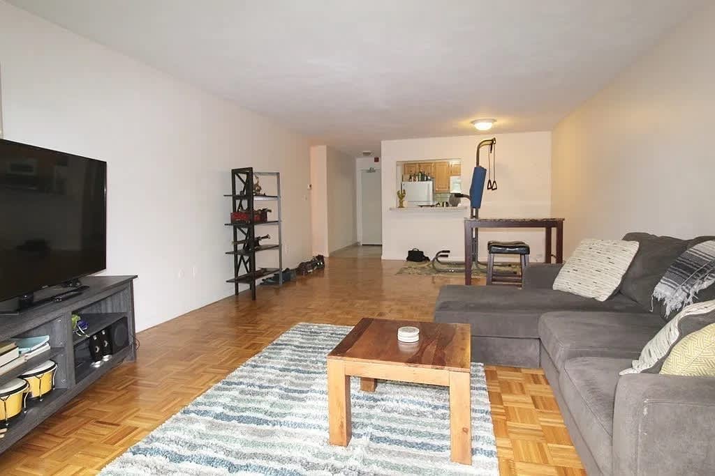 32 Whites Avenue – photo 2