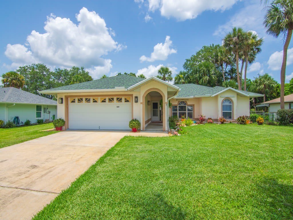 664 Vocelle Avenue – photo 2