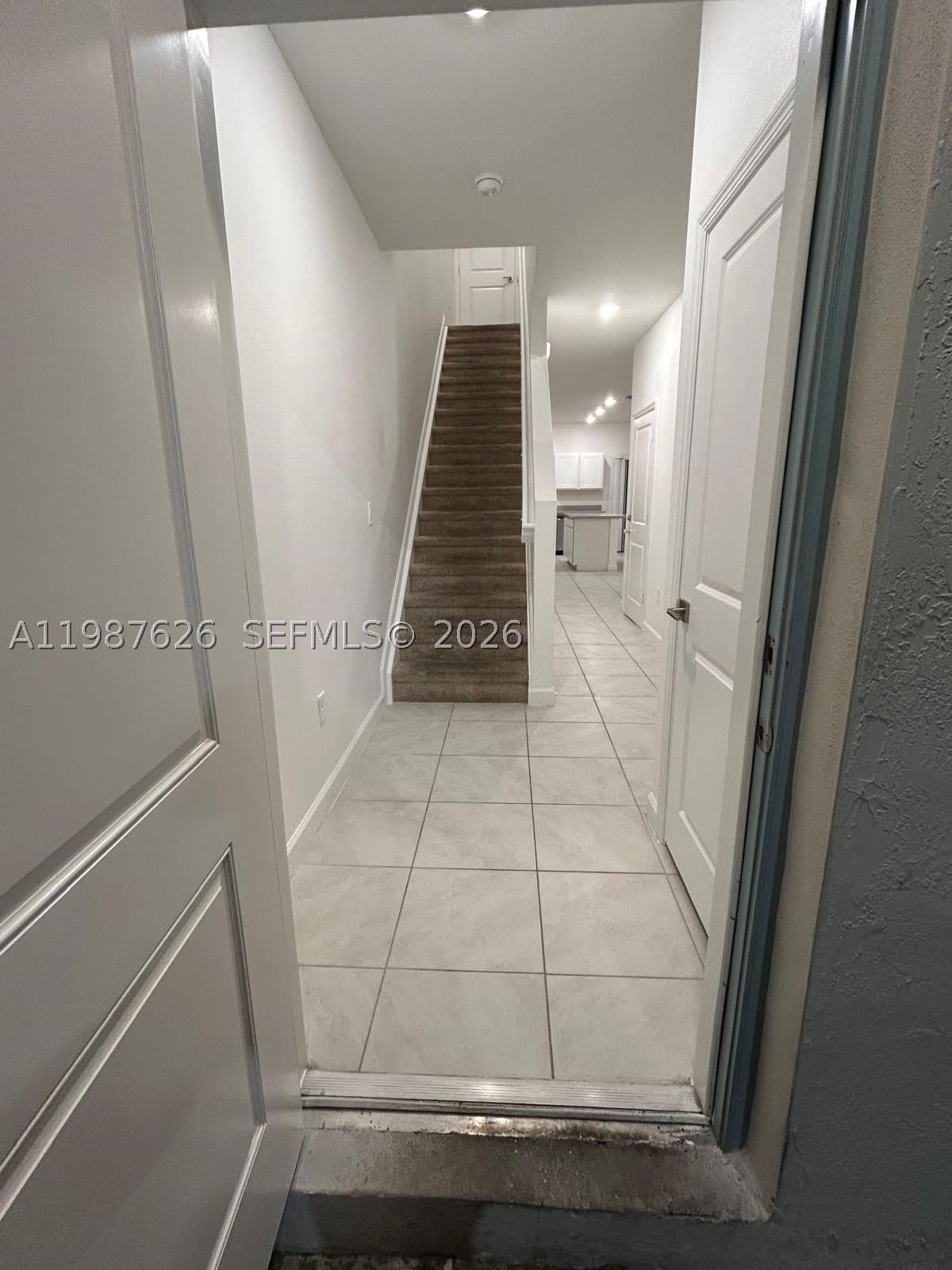 624 SW 12th St – photo 3