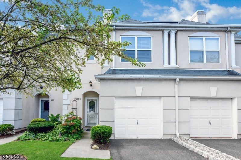 8708 Brittany Dr – photo 2