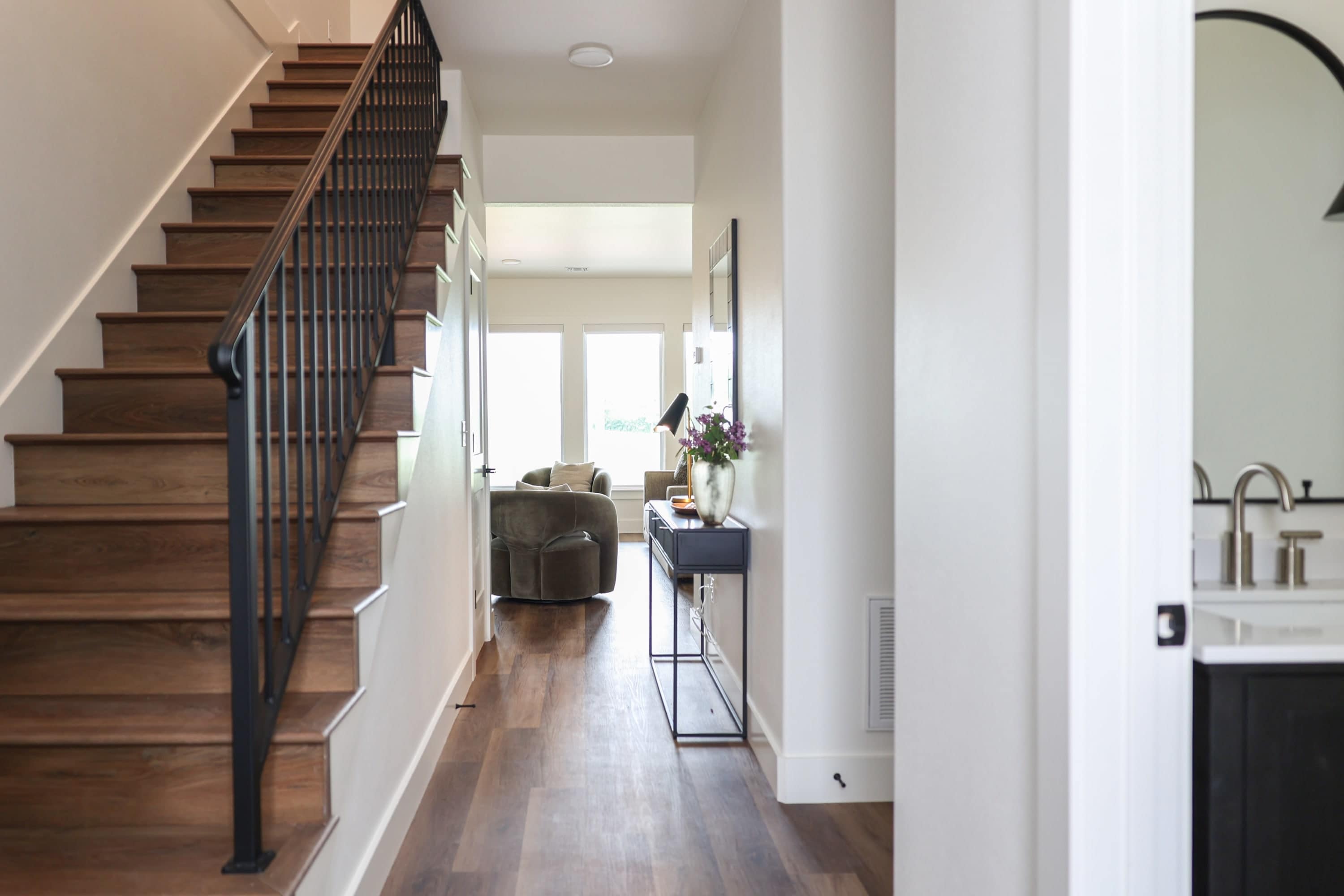 279 N Richards Avenue – photo 2