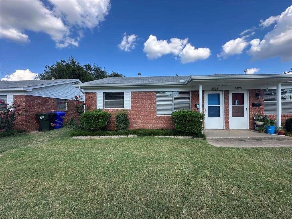 2023 Delaware Lane – photo 1