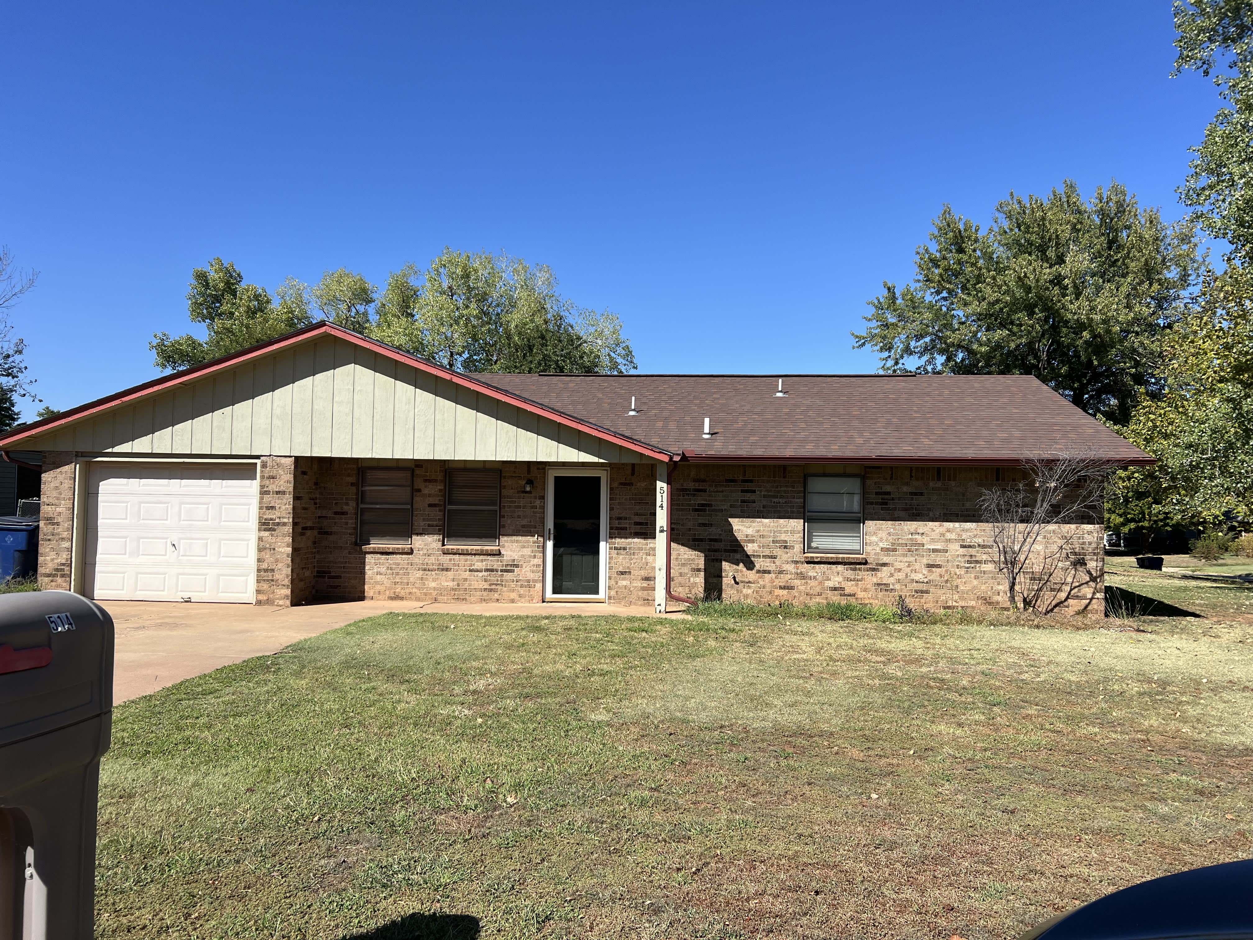 514 Lisa Ln – photo 1