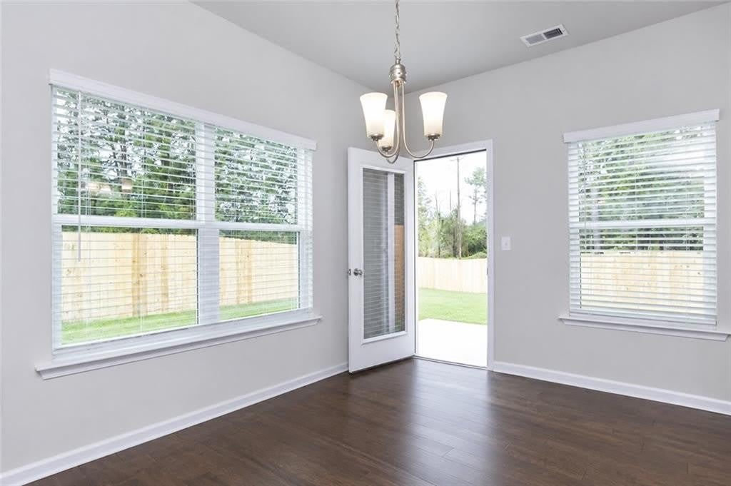 3370 Highbury Way – photo 3