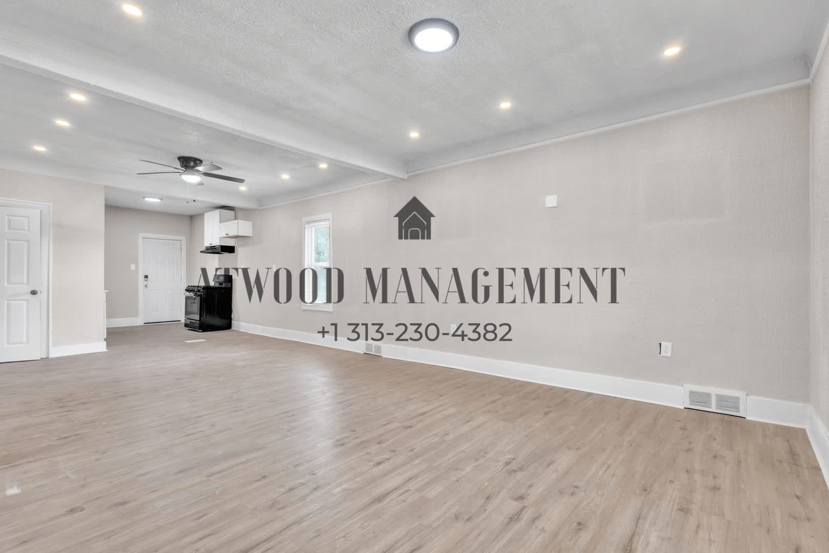 This Beautifully Updated 3 Bedroom 1 Bath Single Family Home Is Ready For Move In – photo 4