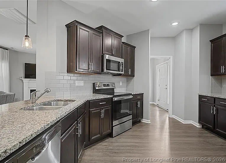 143 Ledgerbrook Lane – photo 4