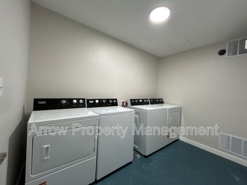 1252 South Jackson Street – photo 4