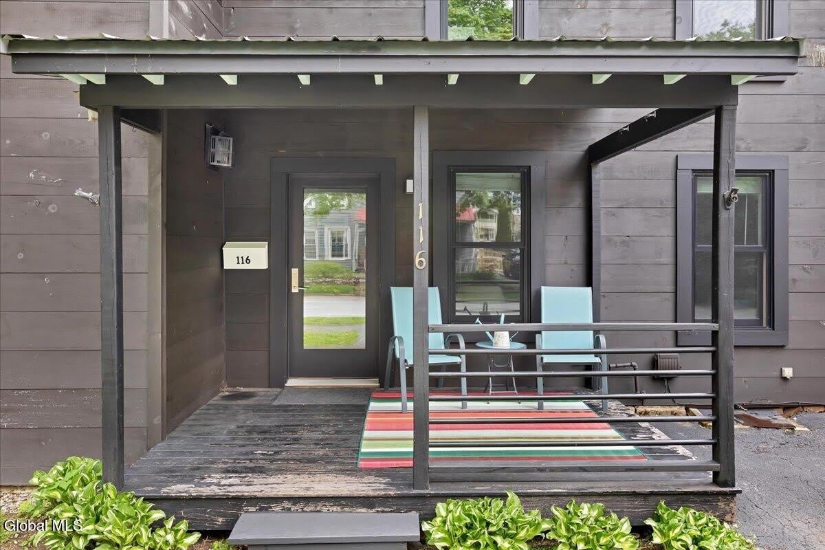 116 Catherine Street – photo 4