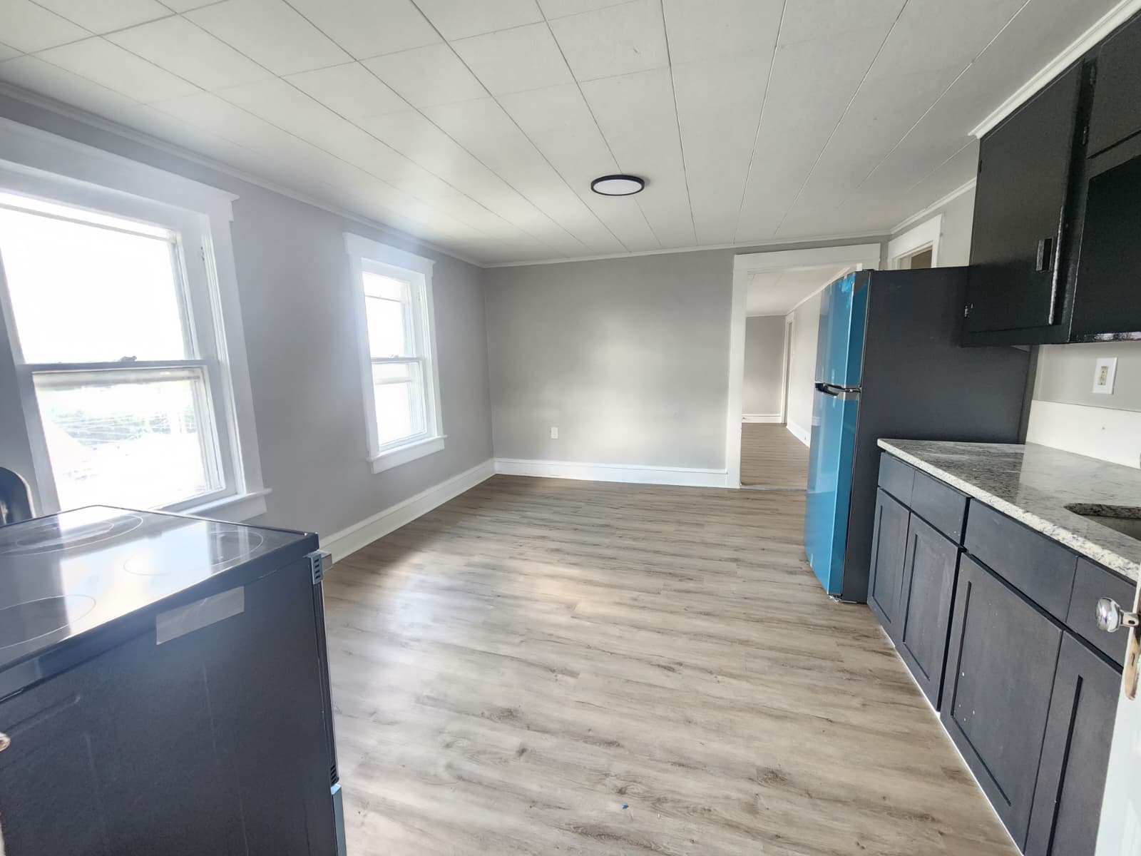 745 Main St – photo 1