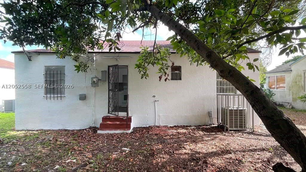 1012 NW 66th St – photo 4