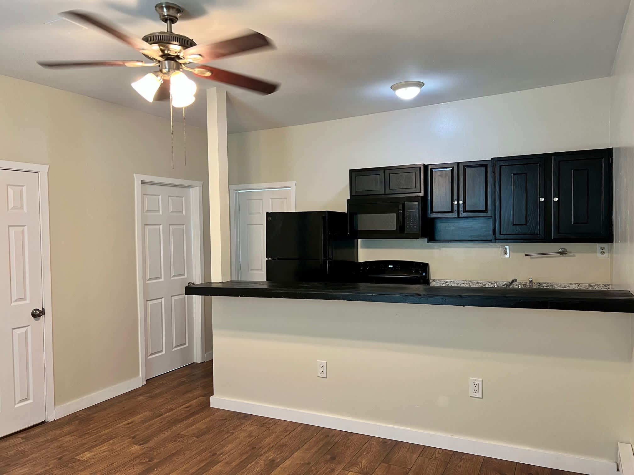 1023 E Haskell St – photo 5