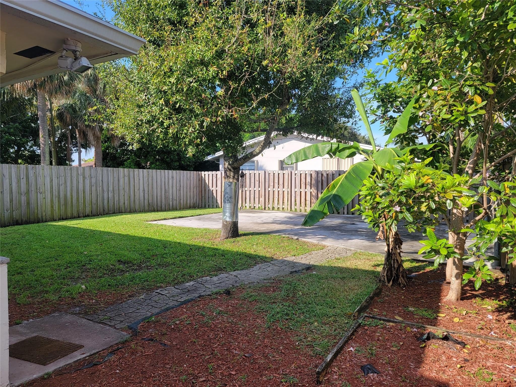 1601 SW 1 Terrace – photo 5