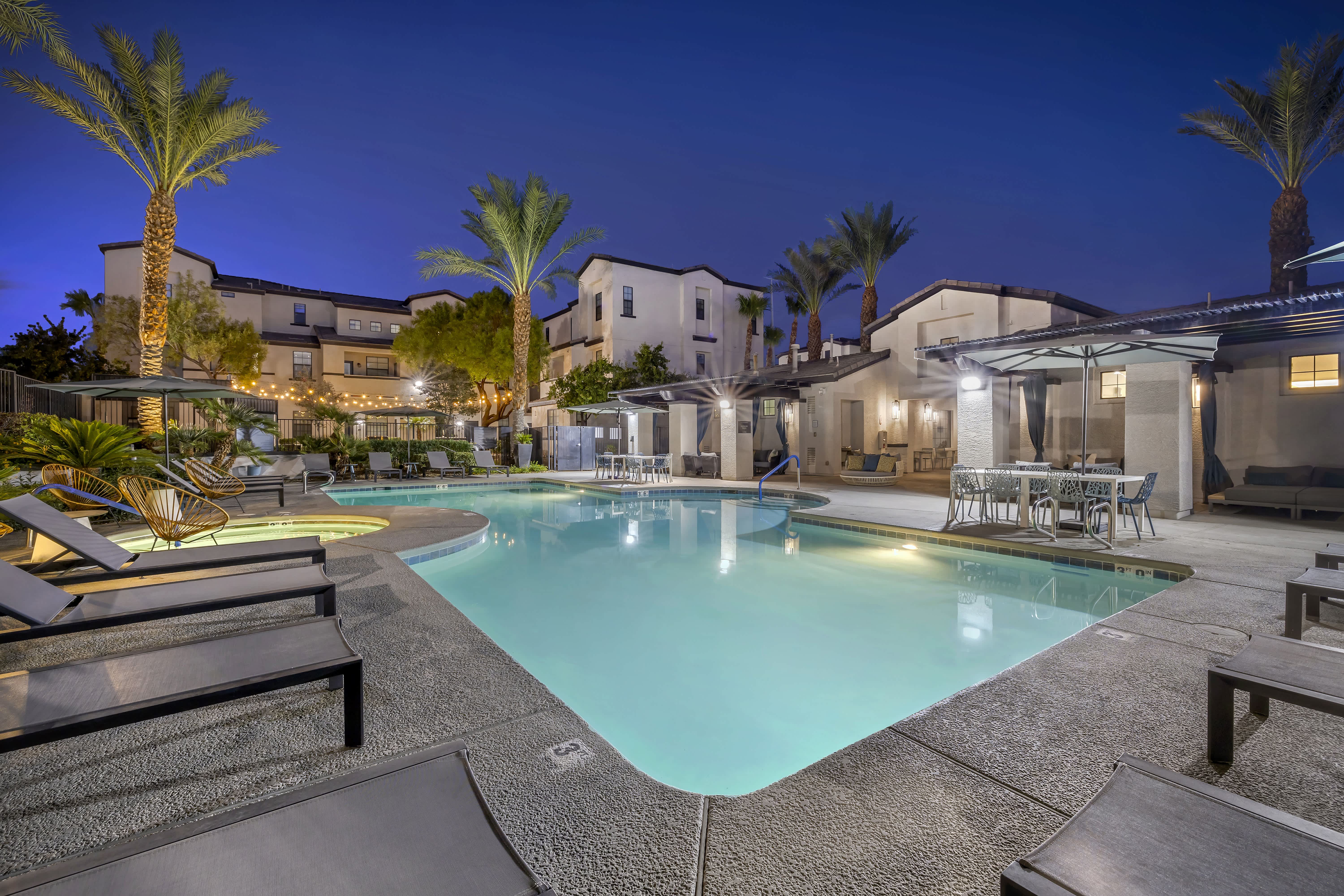 The Michael B Townhomes And Flats – photo 2