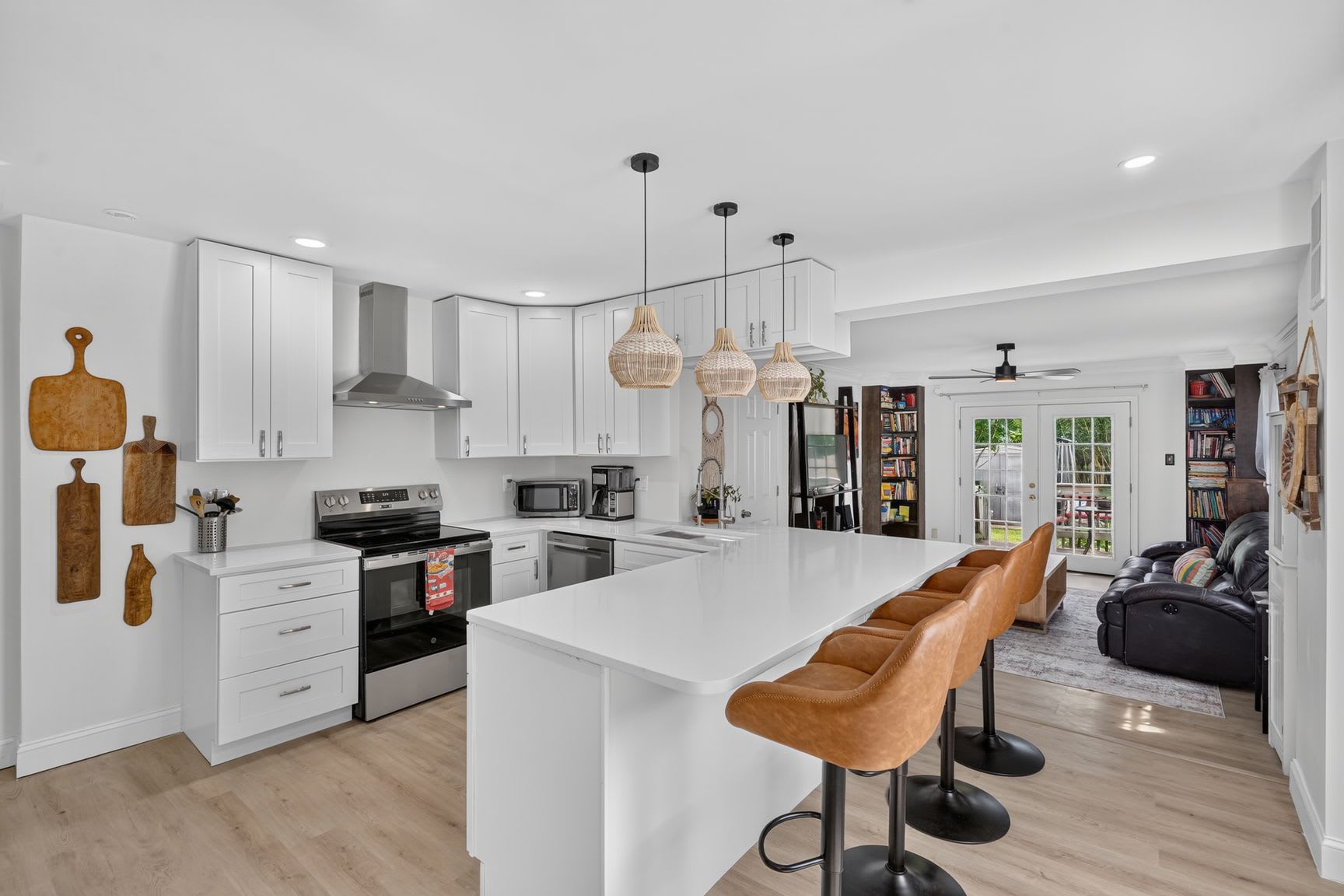 327 Ashby Street 1 – photo 3