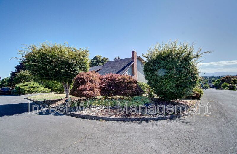 16103 NE 33 Avenue – photo 3