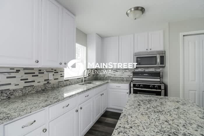 1117 Swan Street – photo 5