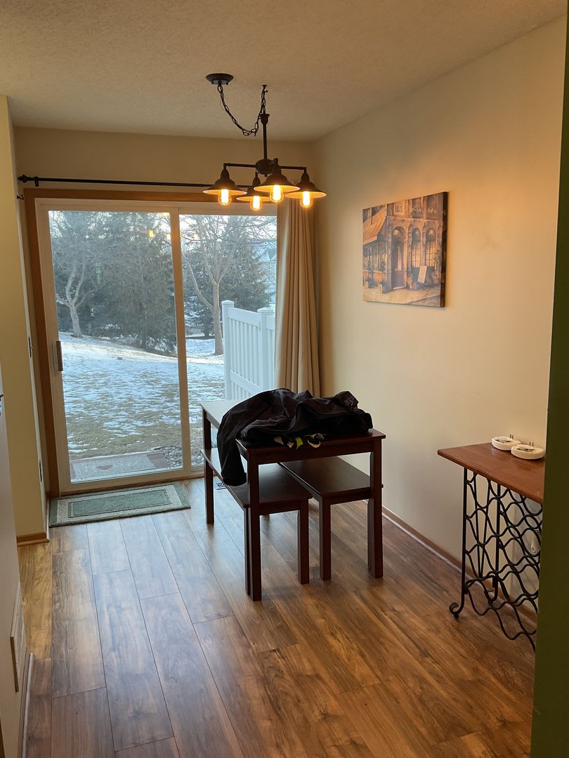 2 Bed Apple Valley Townhome Available NOW! – photo 5