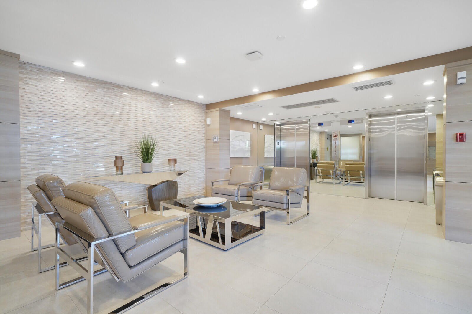 2727 N Ocean Boulevard – photo 4